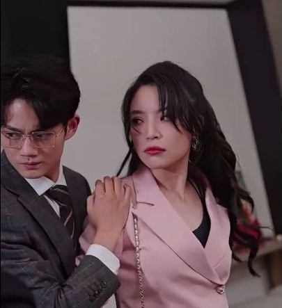 霸道女总裁惹不得 第02集