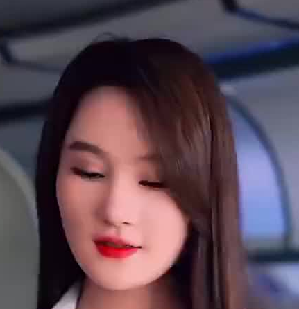 绝色总裁的贴身保镖 第02集