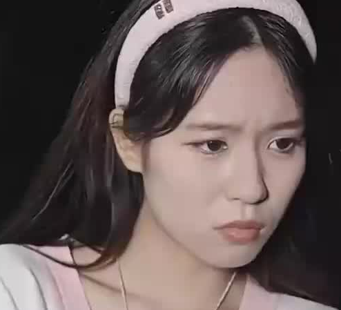 闪婚后被豪门大叔宠上瘾 第02集