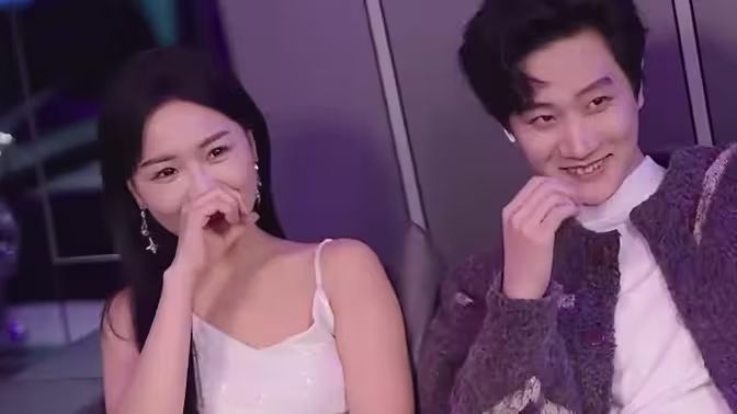 摊牌了，我不装了 第16集