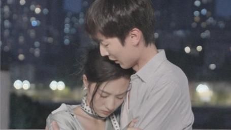 弃婚后，高冷女总裁攀我高枝 第21-40集