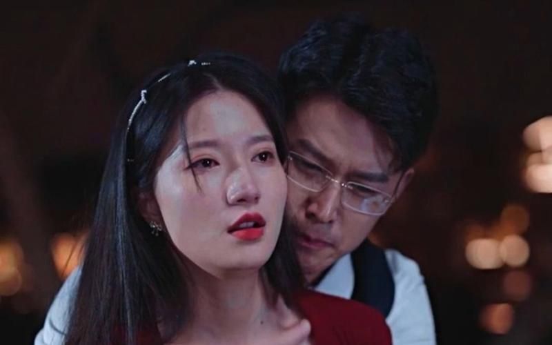 以爱为笼 第02集