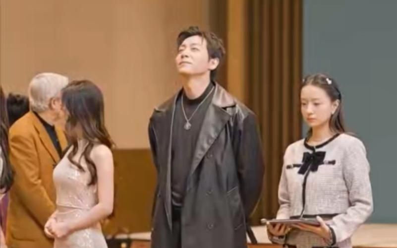 物价贬值，美女总裁跪求复合 第1-30集