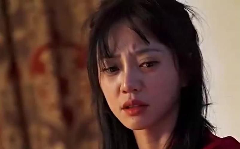 总裁夫人是个假千金 第02集